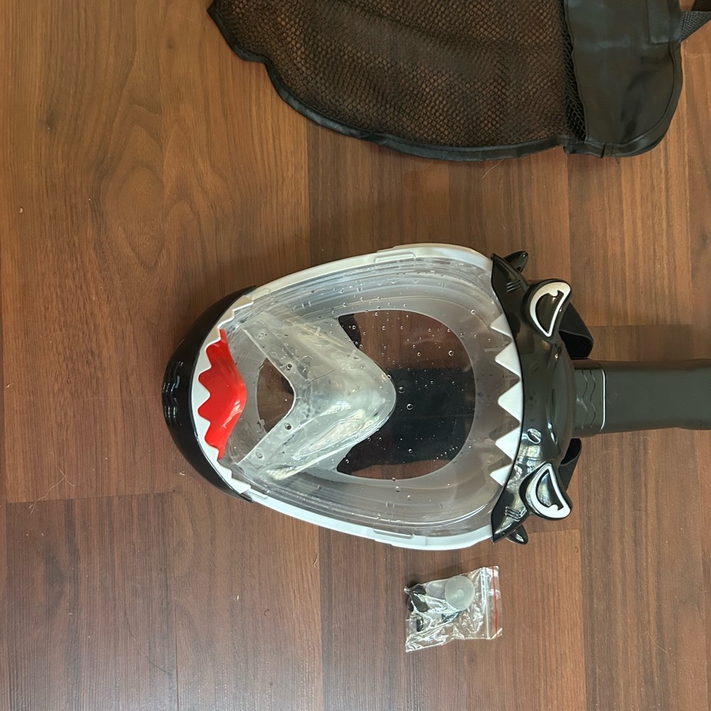 Full Face Snorkel Mask with Shark Design